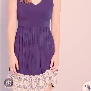 Modcloth V-Neck Purple Dress Lace Detail Size 2X Size 18 -20 Yellow Star, Lovely